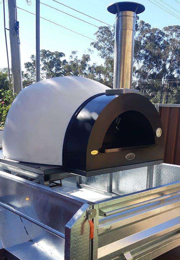  SOLBIATI CUSTOM BUILT Trailer Mounted Wood Fired Oven 